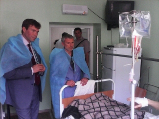 Царёв прибыл в Луганск в сопровождении вооруженных боевиков и депутата Госдумы