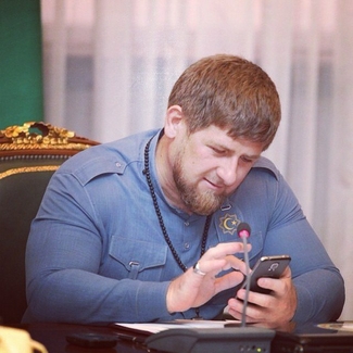 Кадыров предлагает заблокировать Twitter и Skype в России