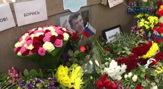 СМИ: Мемориал Немцова был снесён по приказу из мэрии