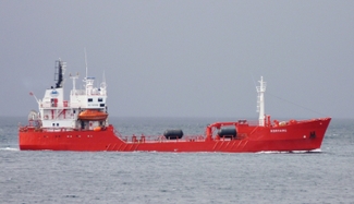 В Баренцевом море терпит крушение норвежский танкер