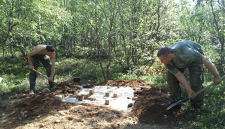 Участников «фестиваля русской культуры» в Заполярье закапывали в землю