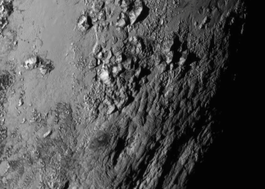 Фото дня: Плутон в фокусе