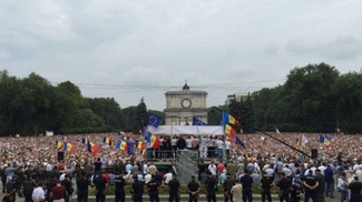 В Кишинёве состоялся стотысячный митинг против коррупции