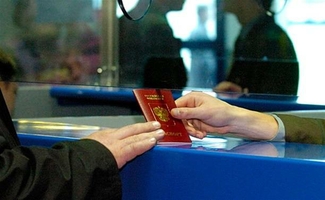 Москва и Минск закроют границы для должников и политактивистов
