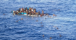 ООН: Более миллиона беженцев пересекли Средиземное море за год