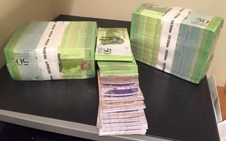 В Венесуэлу доставляют банкноты грузовыми самолетами