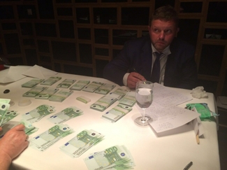 Белых: €400 тыс. наличными «предназначались на нужды Кирова»