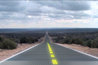 Трассу 66 в США оборудуют дорожным покрытием с солнечными батареями