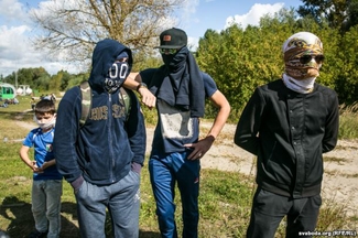 Сотни мигрантов из Чечни пытаются получить статус беженца в Польше