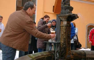 В Словении открыли фонтан с пивом