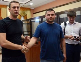 Верховный суд отправил на пересмотр приговор Навальному по делу «Кировлеса» 
