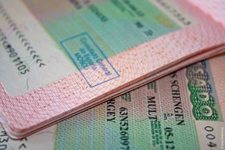 Россияне заняли первое место по числу выданных шенгенских виз