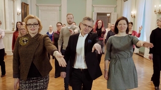 Вся Финляндия танцует