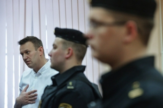Алексея Навального приговорили к пяти годам условно по «делу «Кировлеса»