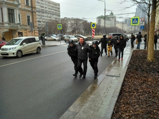 В центре Москвы задержаны десятки человек