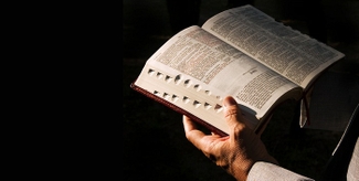 Минюст: Публичное чтение Библии необходимо согласовывать с властями